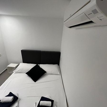 X Boutique Marinac Studio Apartments & Rooms Šibenik Dış mekan fotoğraf