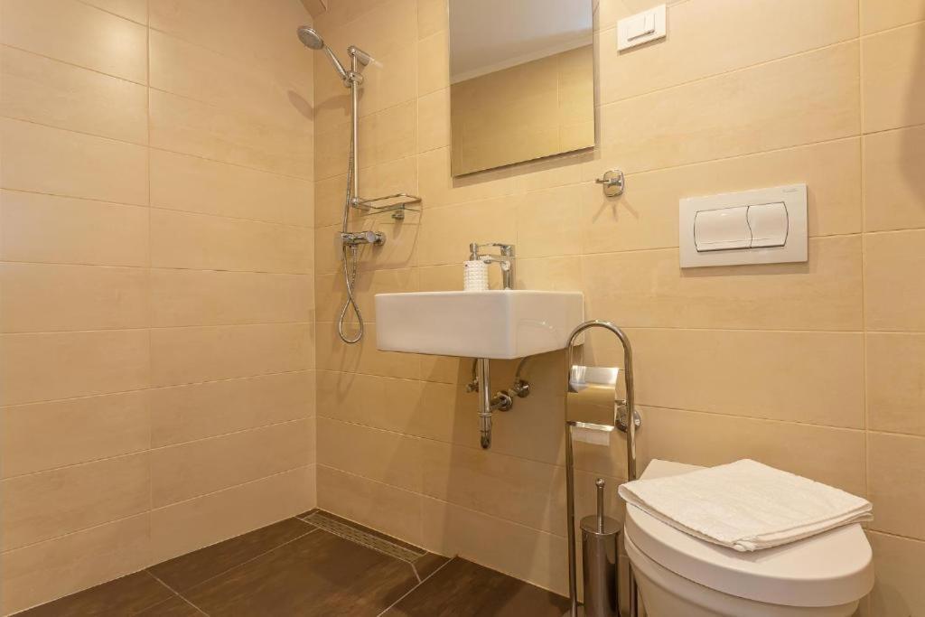 X Boutique Marinac Studio Apartments & Rooms Šibenik Dış mekan fotoğraf