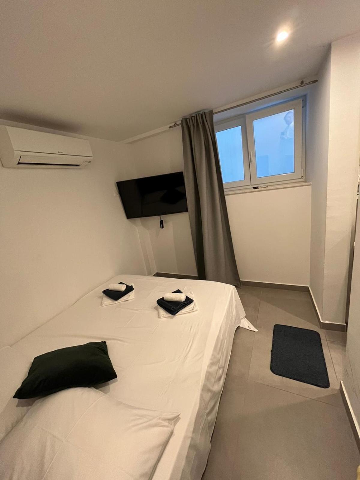 X Boutique Marinac Studio Apartments & Rooms Šibenik Dış mekan fotoğraf